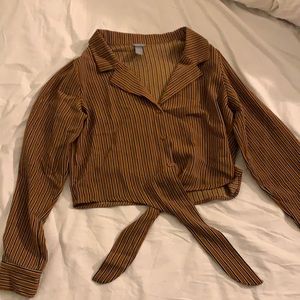 Charlotte Russ Long Sleeve Button Down Top